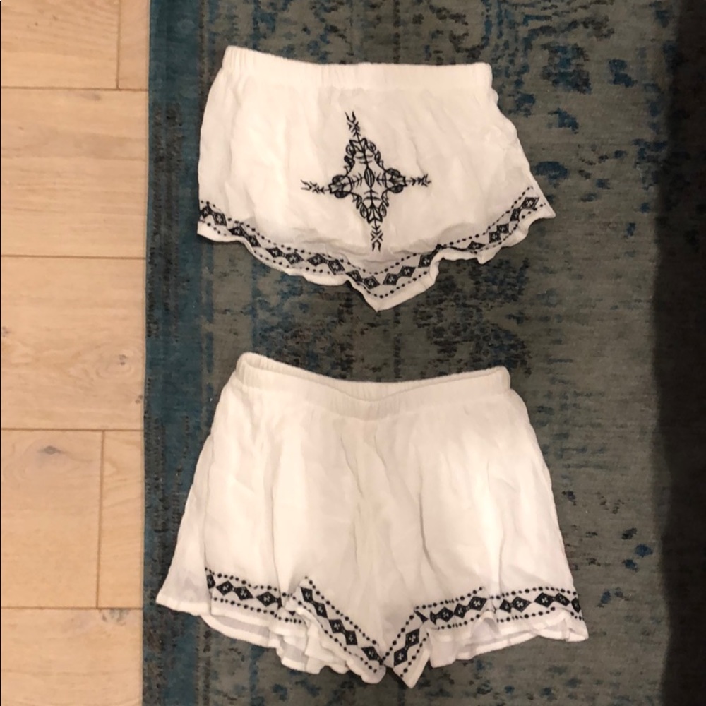 Two piece set